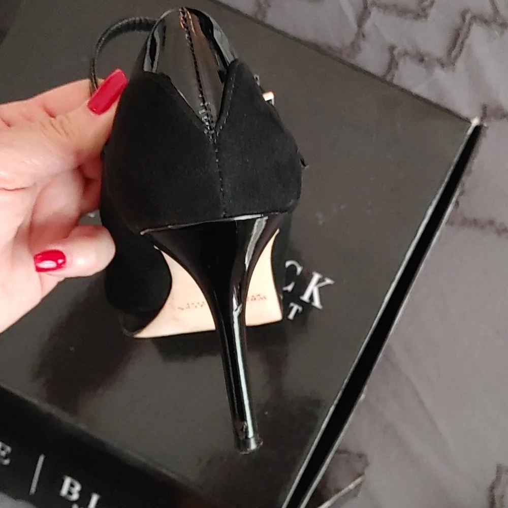 WHBM Black Juniper Heels - Picture 6 of 8